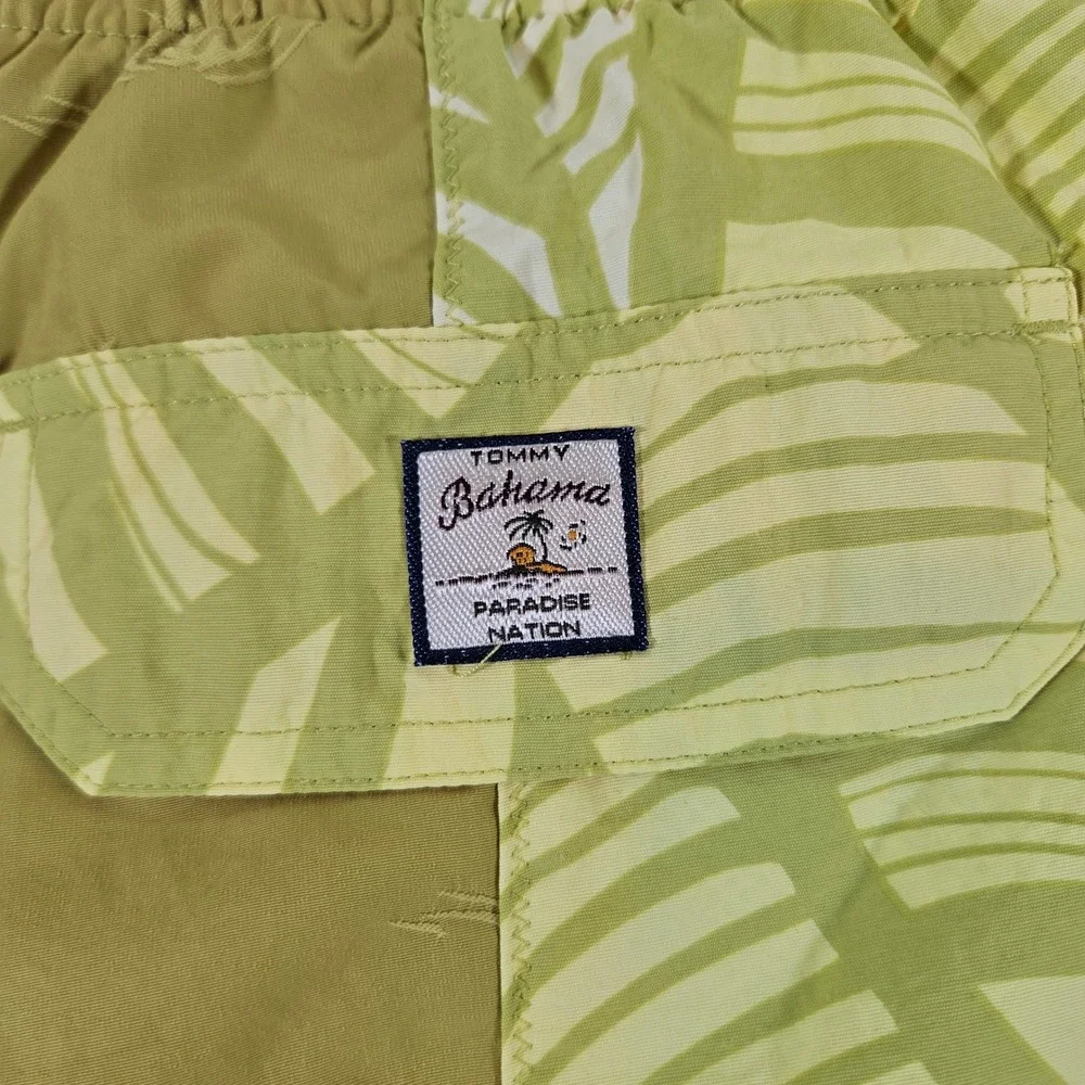 Tommy Bahama Swim Shorts Men Large Green Jungle Boogie Elephant Trunks NWT